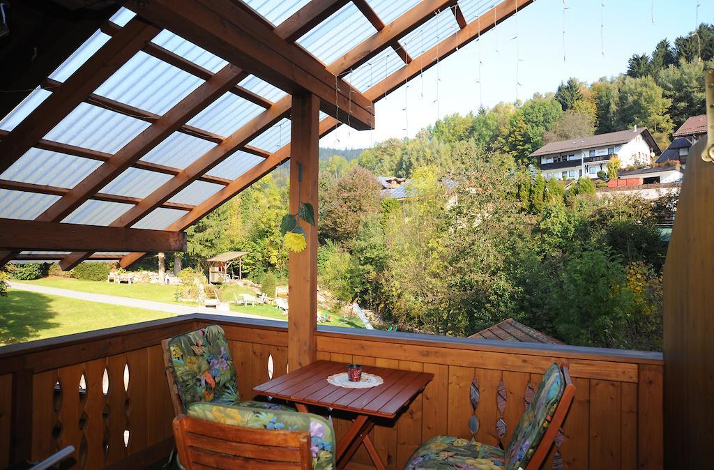 Maurer Ferienwohnungen Bodenmais Rum bild