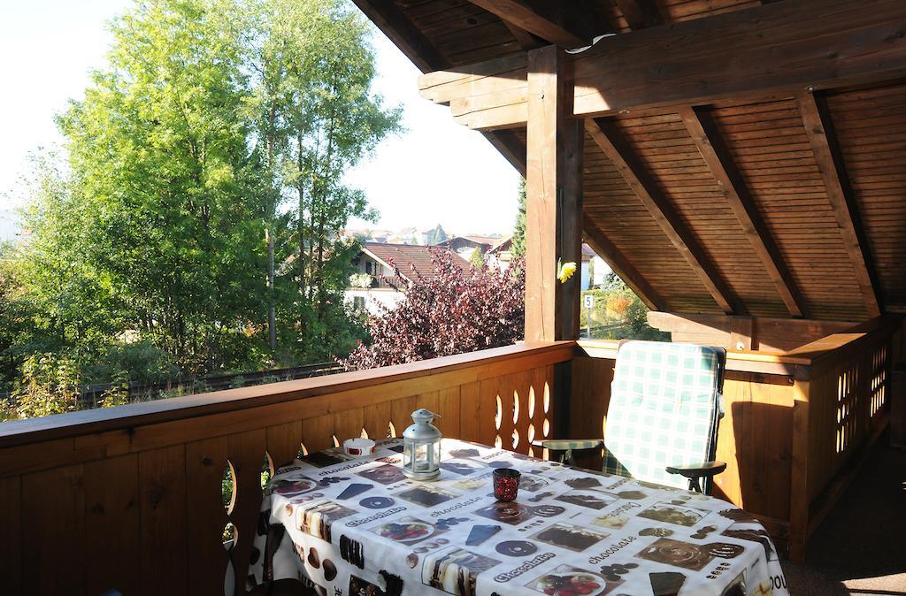 Maurer Ferienwohnungen Bodenmais Rum bild